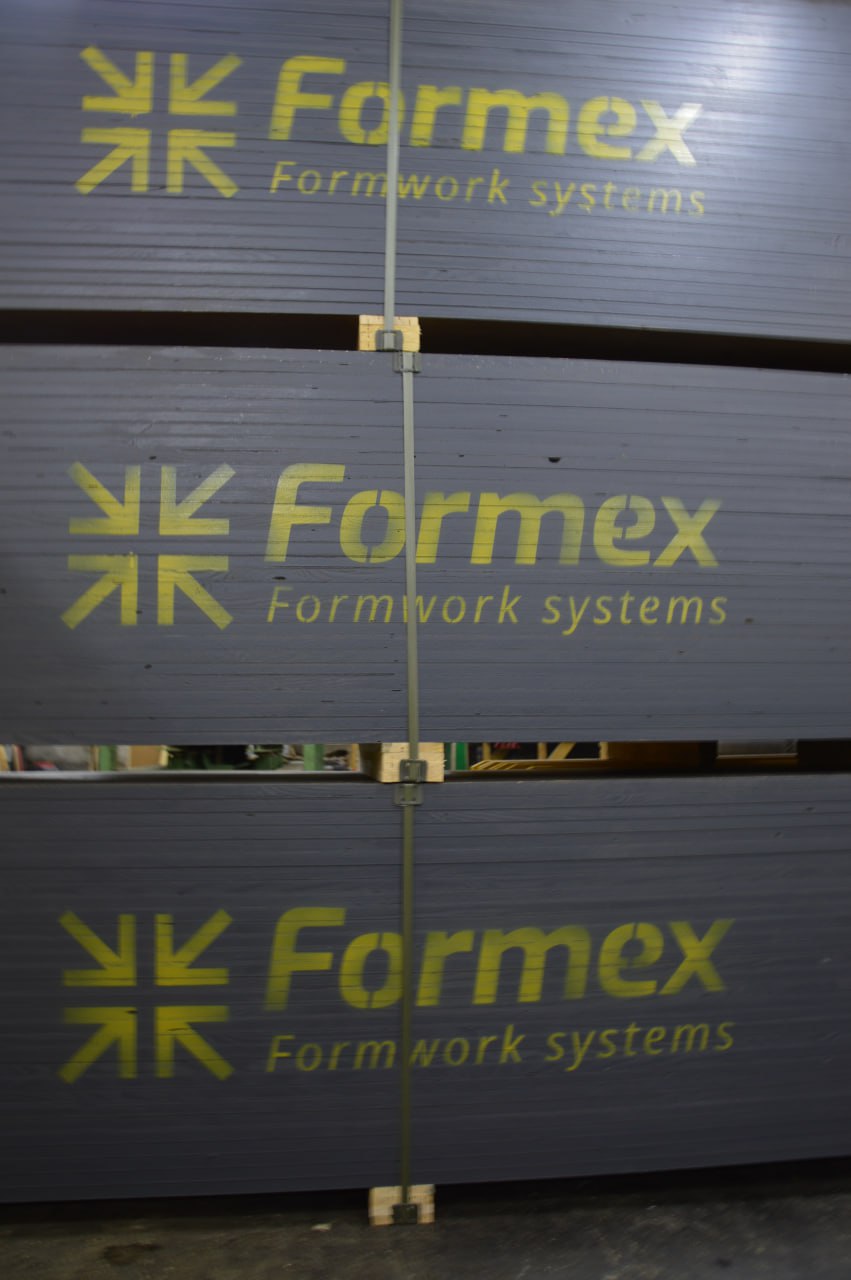 Фанера для опалубки – вологостійка, підходить для монолітного будівництва