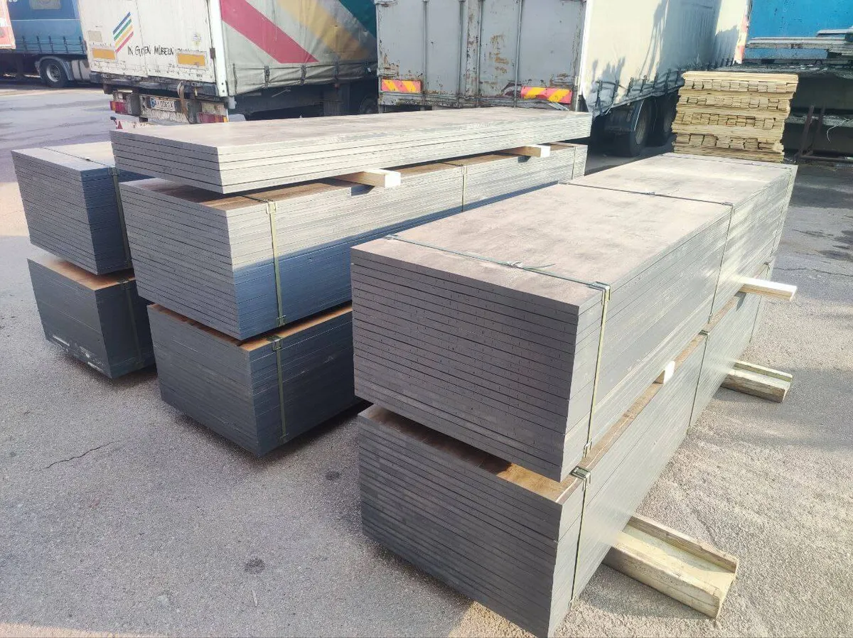 Фанера ФСФ на складі